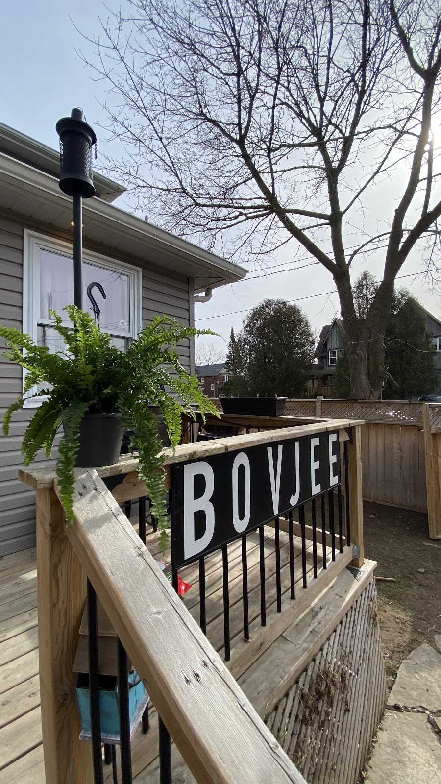 BOVJEE Beauty Boutique | point of interest | 77 Harris St, Guelph, ON N1E 5S9, Canada | 5198353478 OR +1 519-835-3478