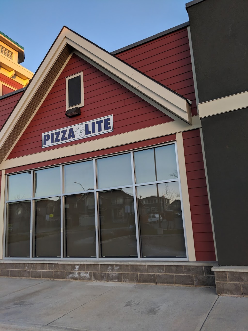 Chestermere Pizza | 300 Merganser Dr W # 106, Chestermere, AB T1X 1L6, Canada | Phone: (403) 273-6565
