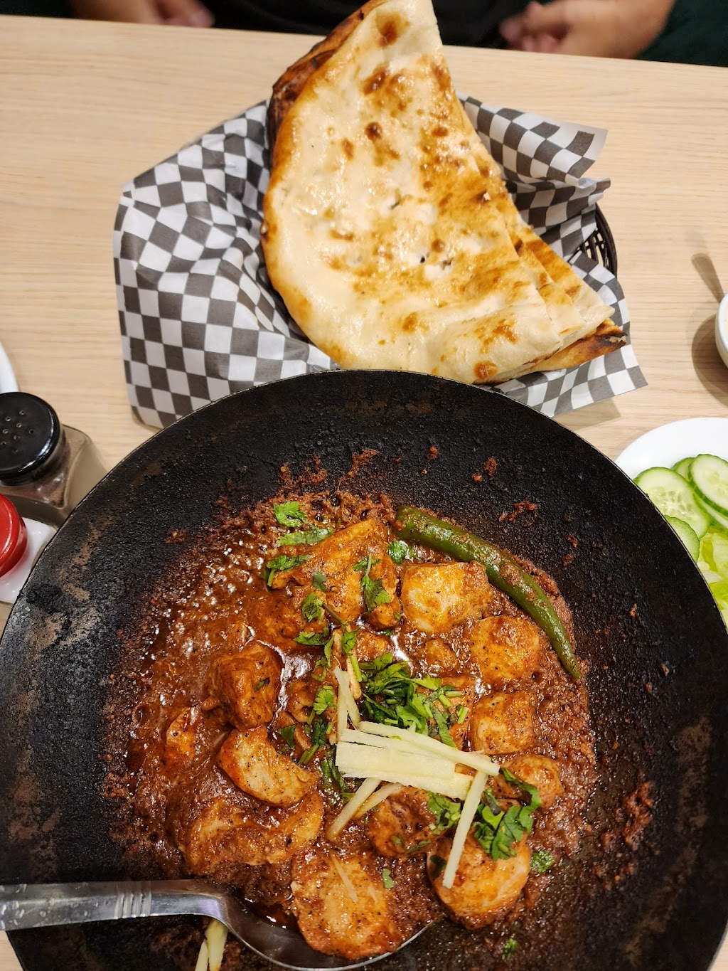 Karahi Point Richmond Hill | 13237 Yonge St Unit B1, Richmond Hill, ON L4E 3L2, Canada | Phone: (905) 313-8500