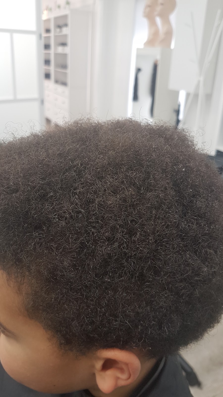 Kariatabeauty and hair extensions salon | rockyview County, 260300 Writing Creek Cres J1, rockyview County, AB T4A 0X8, Canada | Phone: (403) 474-5141