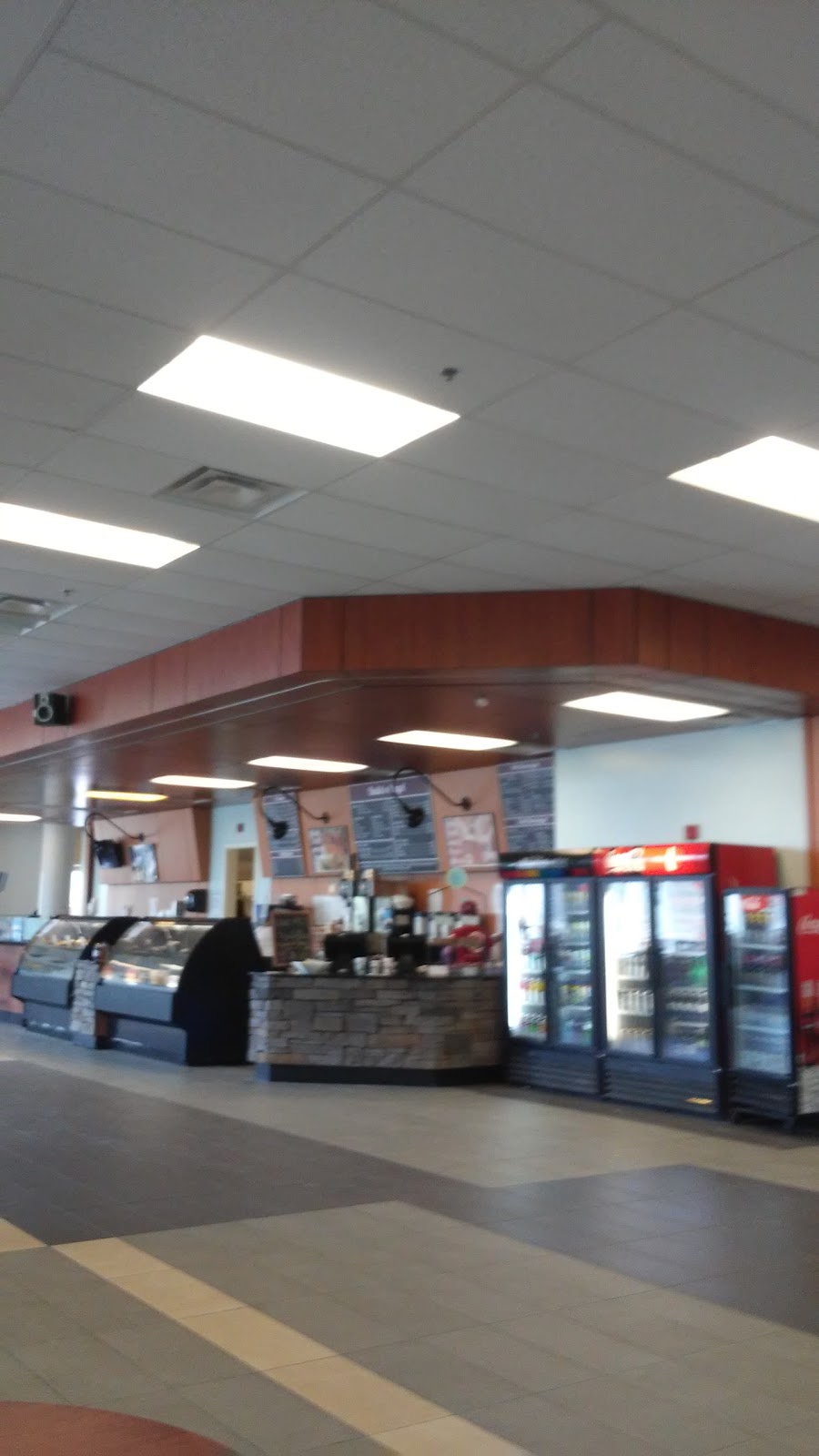 Common Ground Coffeehouse | 284 Earl St, Kingston, ON K7L 2H8, Canada | Phone: (613) 533-3109