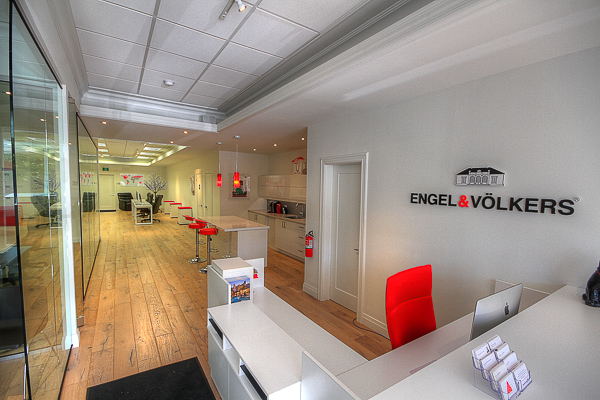 Engel & Völkers Collingwood | 321 Hurontario St, Collingwood, ON L9Y 2M5, Canada | Phone: (705) 601-0857