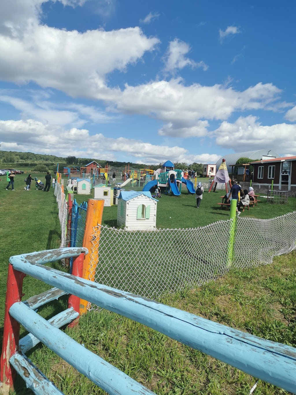 Verger Saab | 29 Rang Sainte-Sophie, Oka, QC J0N 1E0, Canada | Phone: (450) 479-6125