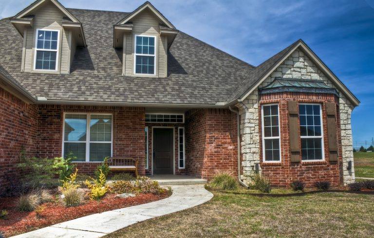 Roof Pro Plus Home Improvements | 1824 ON-11, Kilworthy, ON P0E 1G0, Canada | Phone: (888) 677-7757