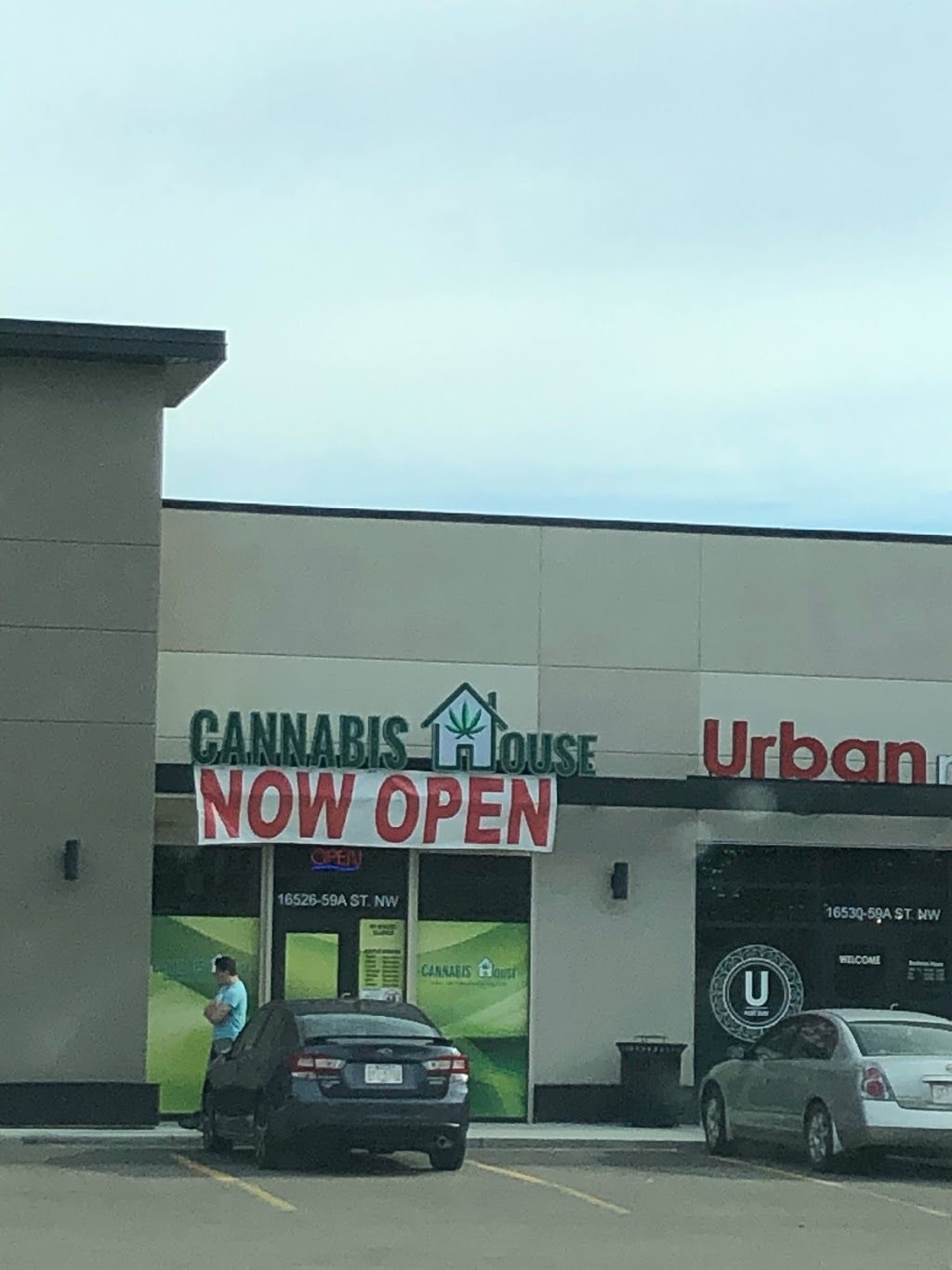 Cannabis House | 16526 59a St NW, Edmonton, AB T5Y 3S9, Canada | Phone: (587) 520-0432