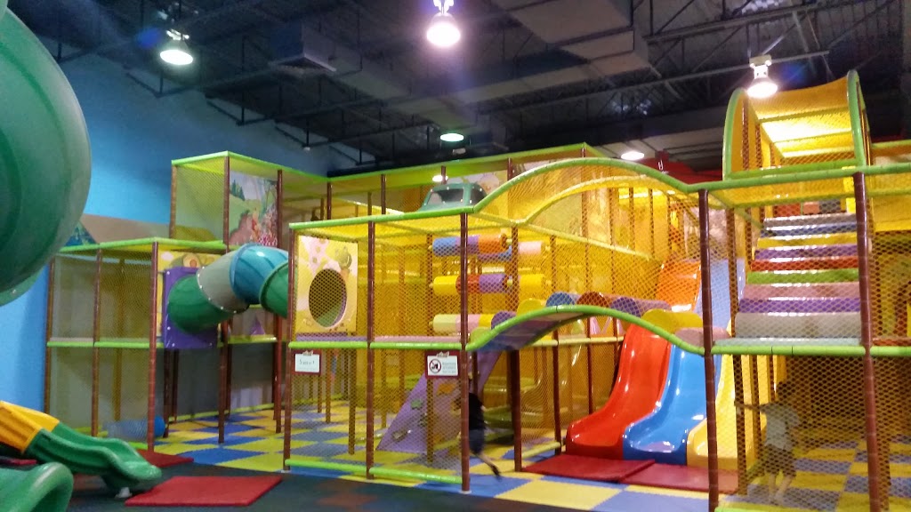 Mille Pattes Amusements | 40 Rue Jacques-Nau, Lévis, QC G6V 9J4, Canada | Phone: (418) 835-6555