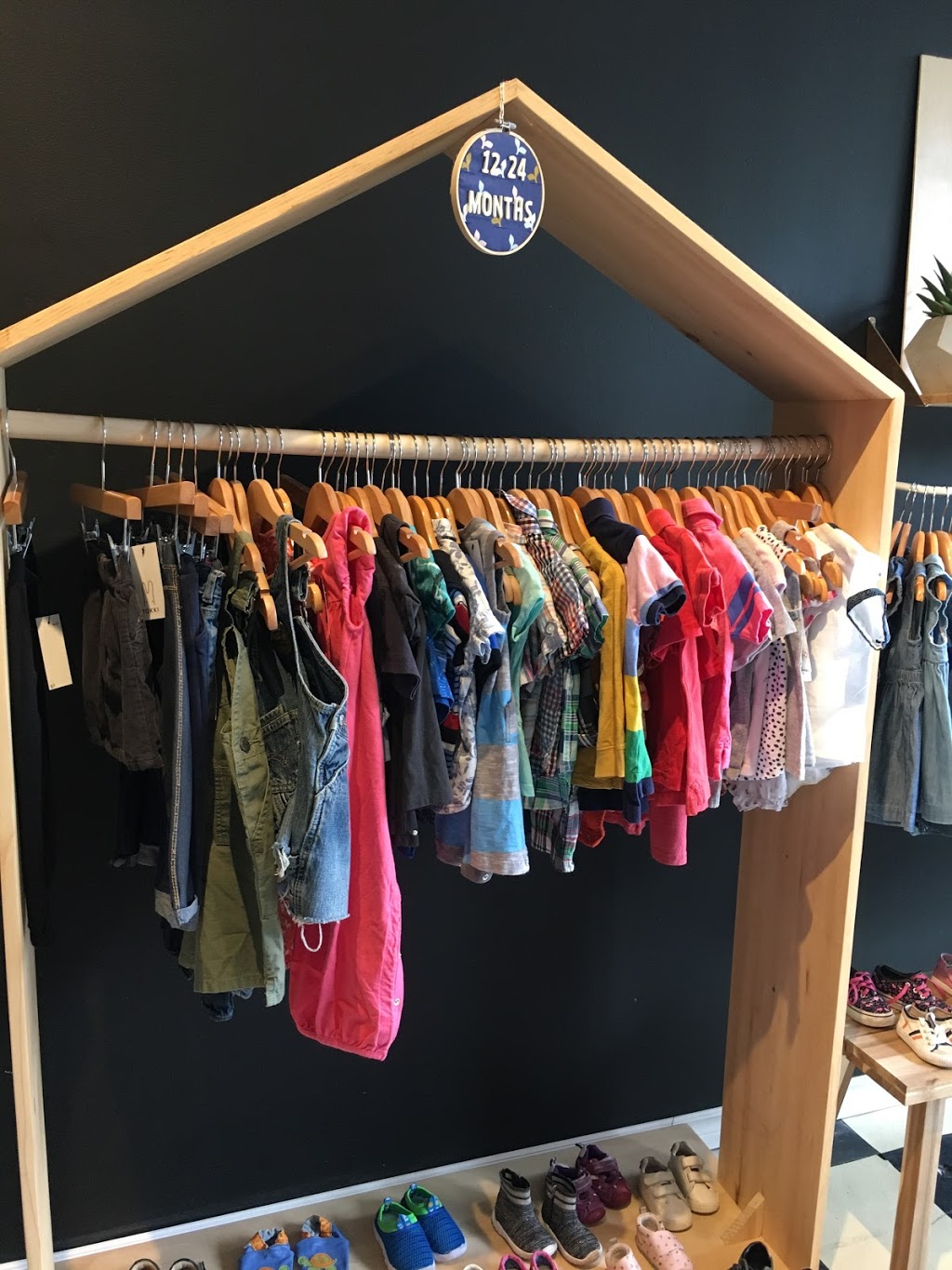 Tokki | 3124 Dundas St W, Toronto, ON M6P 2A1, Canada | Phone: (437) 775-1138
