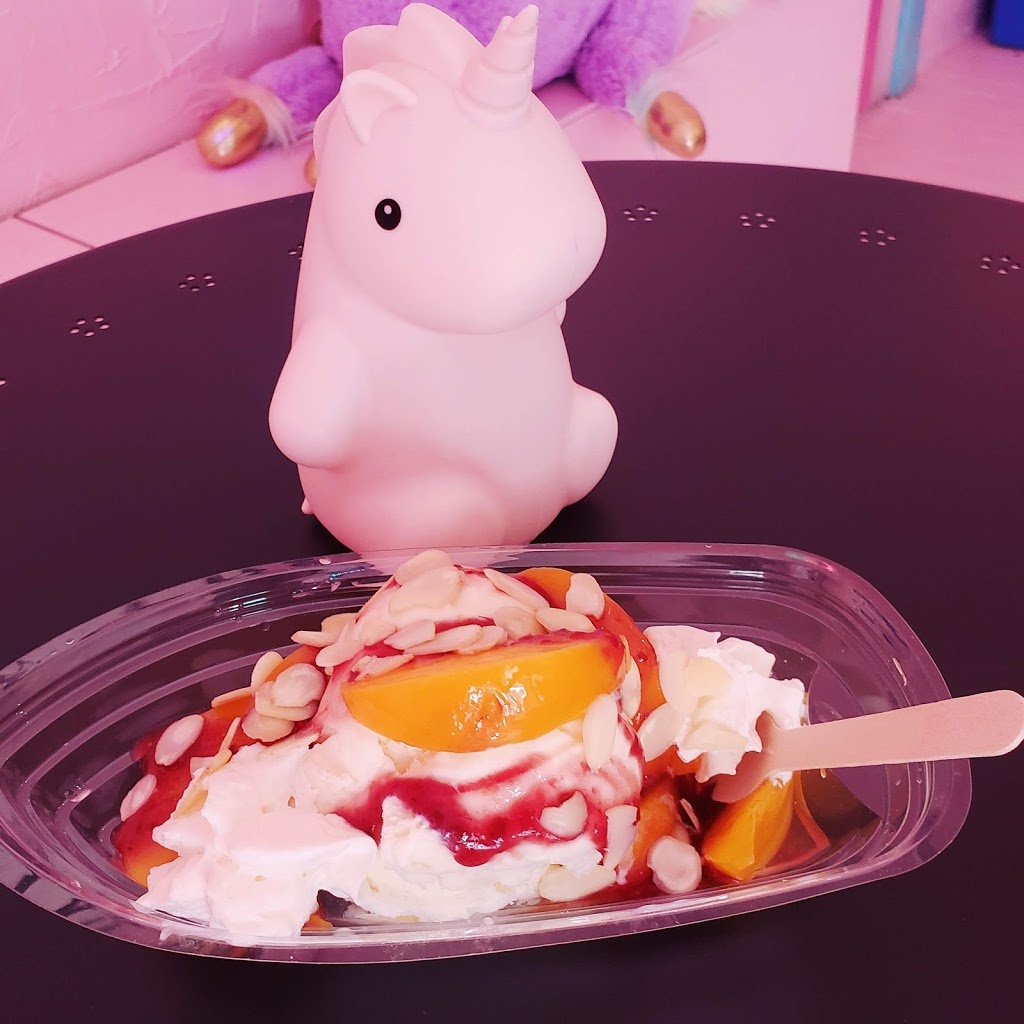 The Magic Ice Cream Shoppe | 25 Elora St S, Harriston, ON N0G 1Z0, Canada | Phone: (519) 604-4935