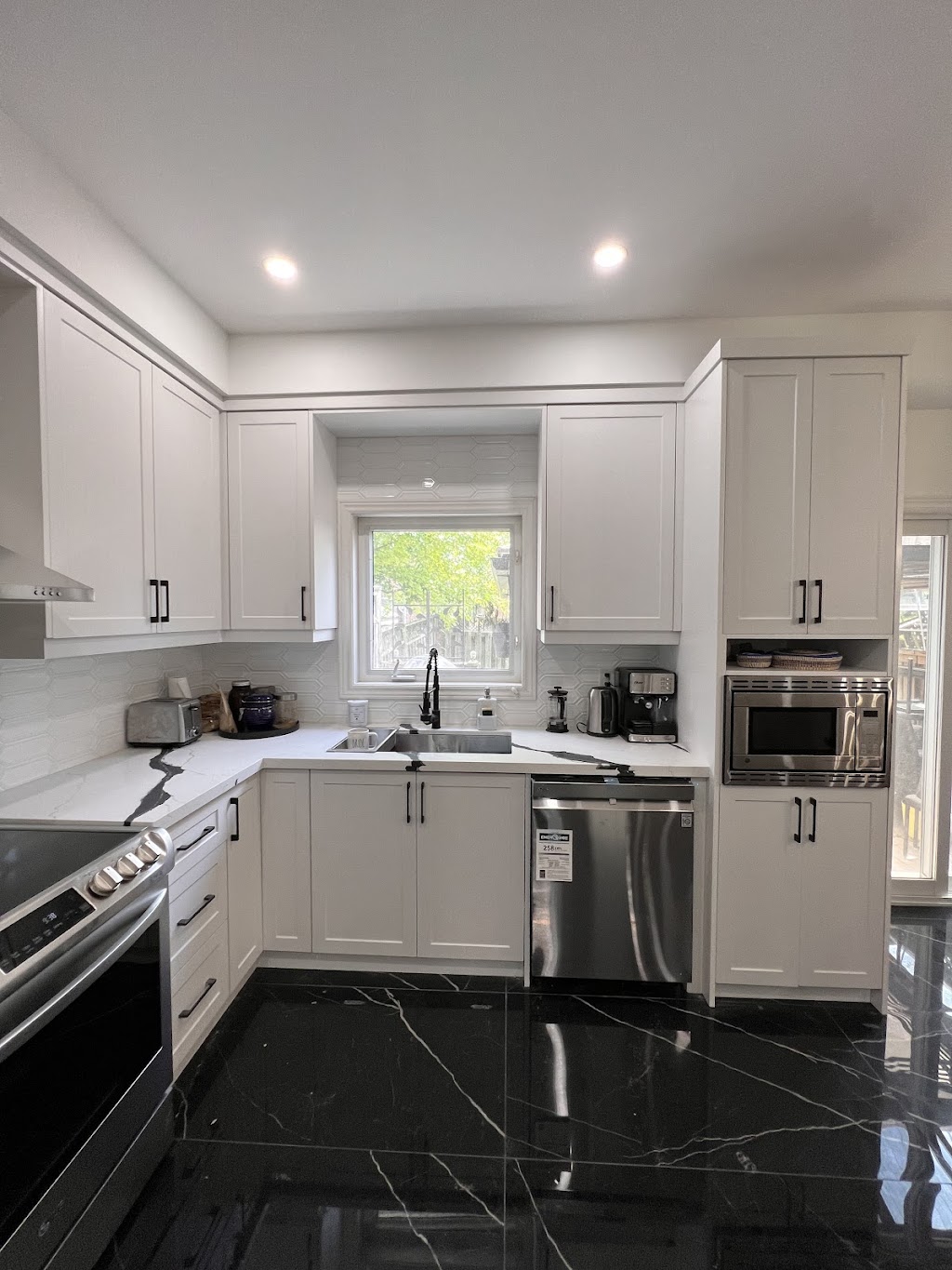 EcoHome | 51 Beechbrooke Way, Aurora, ON L4G 6N7, Canada | Phone: (647) 471-0165