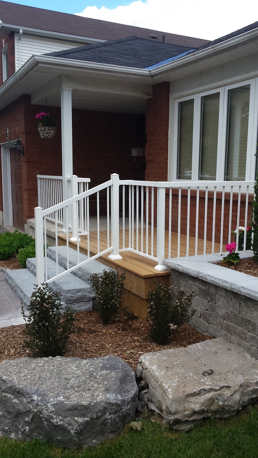 Alba Railings Inc | 1255 Skae Dr, Oshawa, ON L1J 7A3, Canada | Phone: (905) 725-3321