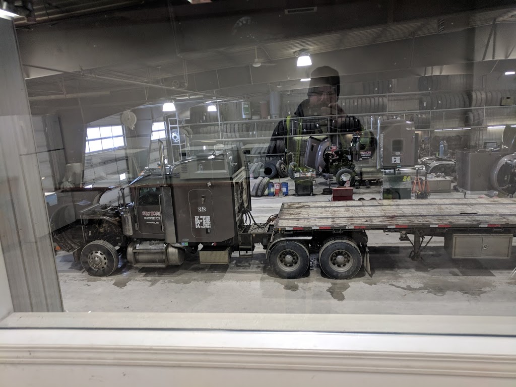 New Hope Transport Ltd | 170 Agri Park Rd, Oak Bluff, MB R4G 0A5, Canada | Phone: (204) 897-1083