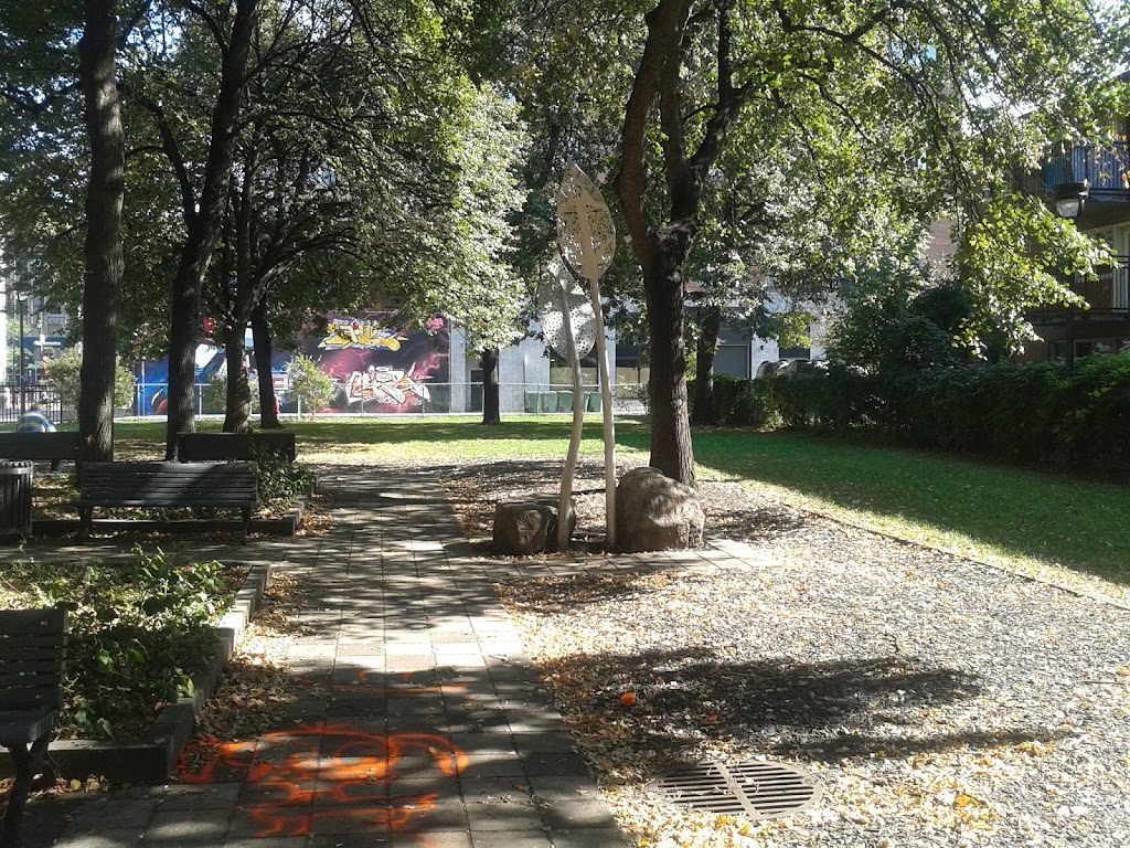 Parc Paul-Dozois | Quartier des Spectacles, Montreal, QC H2X 1J7, Canada | Phone: (514) 872-0311