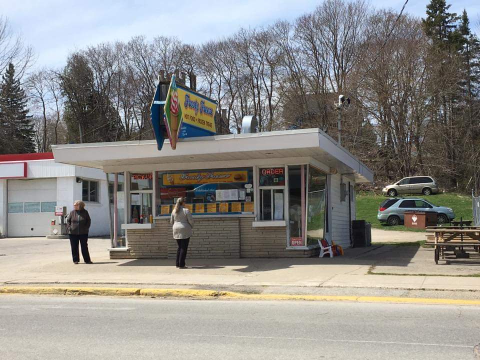 Frosty Freeze | 498 Berford St, Wiarton, ON N0H 2T0, Canada | Phone: (519) 534-5613