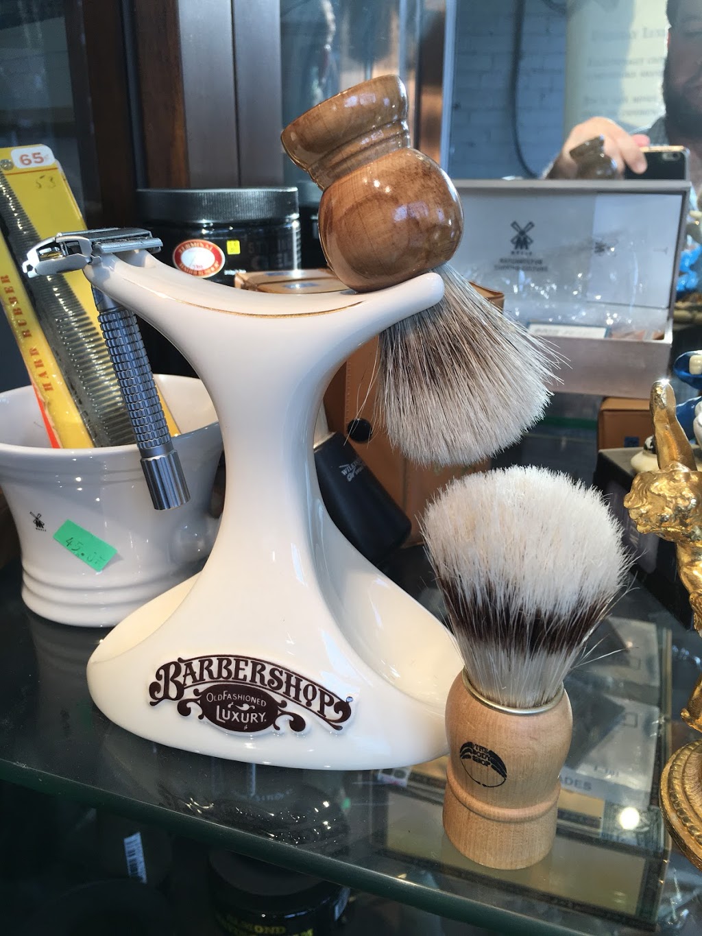 Beach Crew Salon | 2330 Queen St E, Toronto, ON M4E 1G9, Canada | Phone: (647) 819-7584