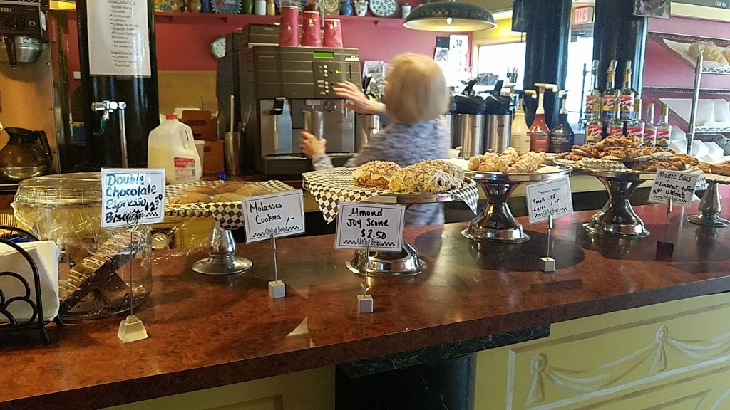 Chrissy Beanz Bakery | 105 E Main St, Sackets Harbor, NY 13685, USA | Phone: (315) 646-2330