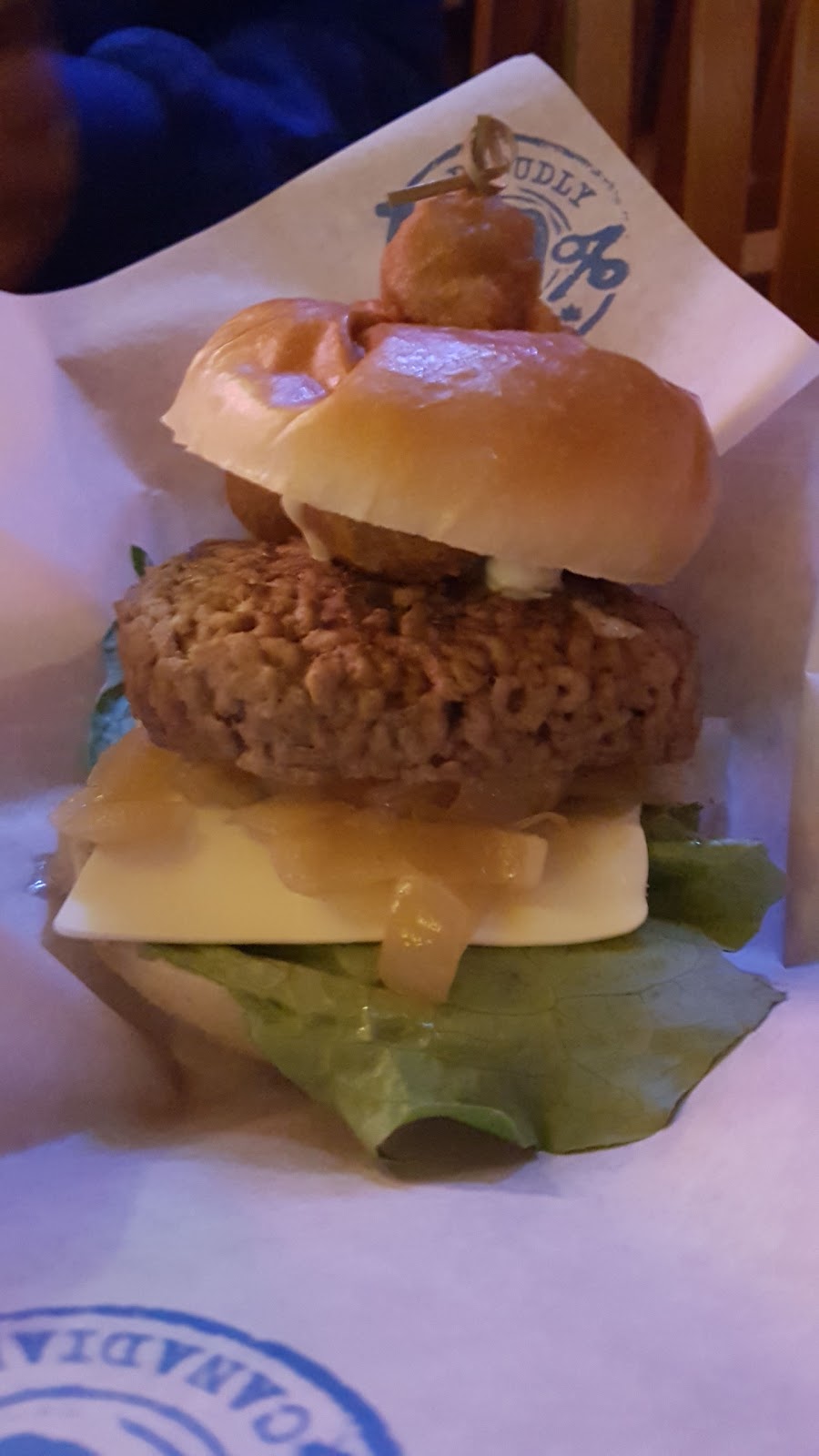 Wild Wing | 2880 Queen St E #3, Brampton, ON L6S 6E8, Canada | Phone: (905) 792-8188