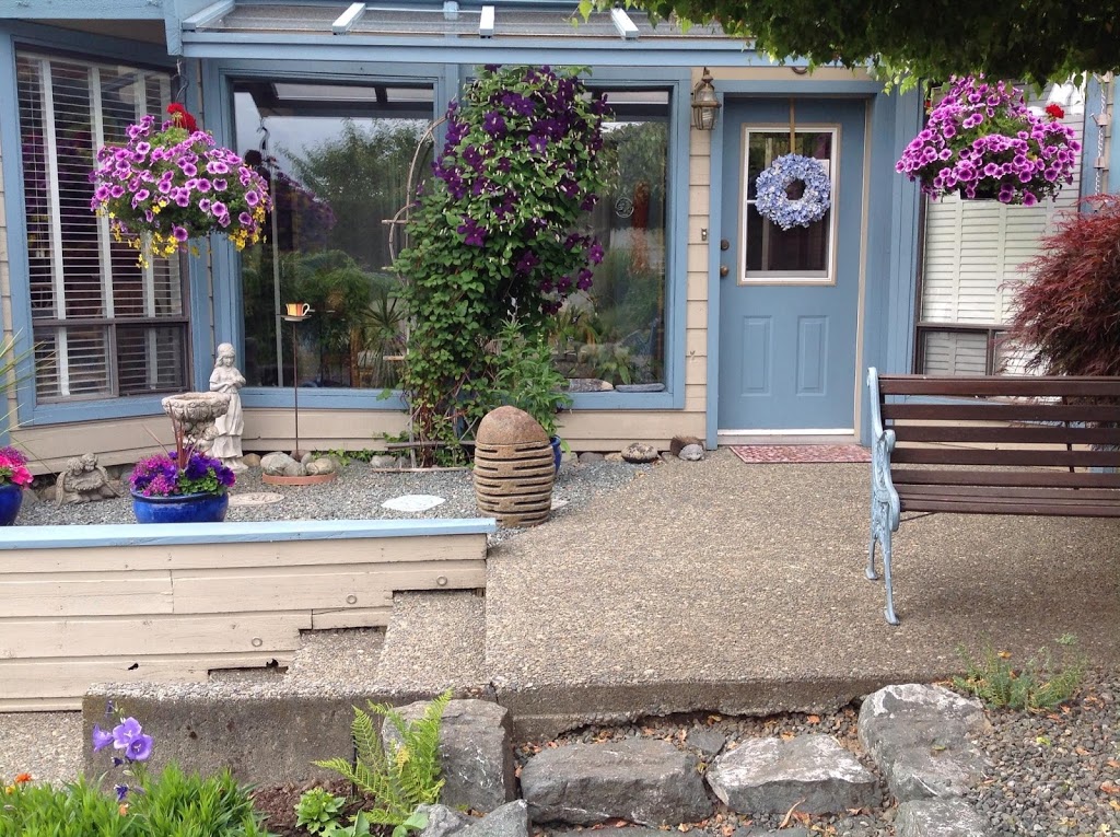 Valley View Bed & Breakfast | 2277 Quamichan Park Rd, Duncan, BC V9L 4T7, Canada | Phone: (250) 748-5484