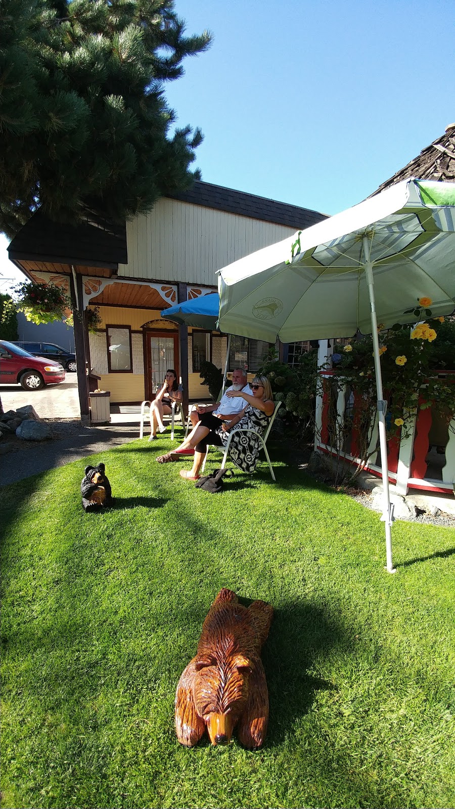 Baby Bears Ice Cream Shoppe | 9748 Willow St, Chemainus, BC V0R 1K0, Canada | Phone: (250) 246-1059