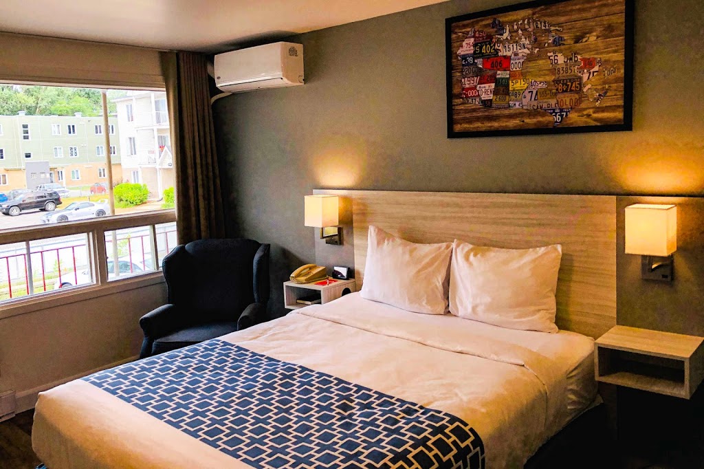 Econo Lodge Quebec City East | 3806 Ste-Anne, Boulevard, Québec, QC G1E 3M3, Canada | Phone: (418) 663-1608