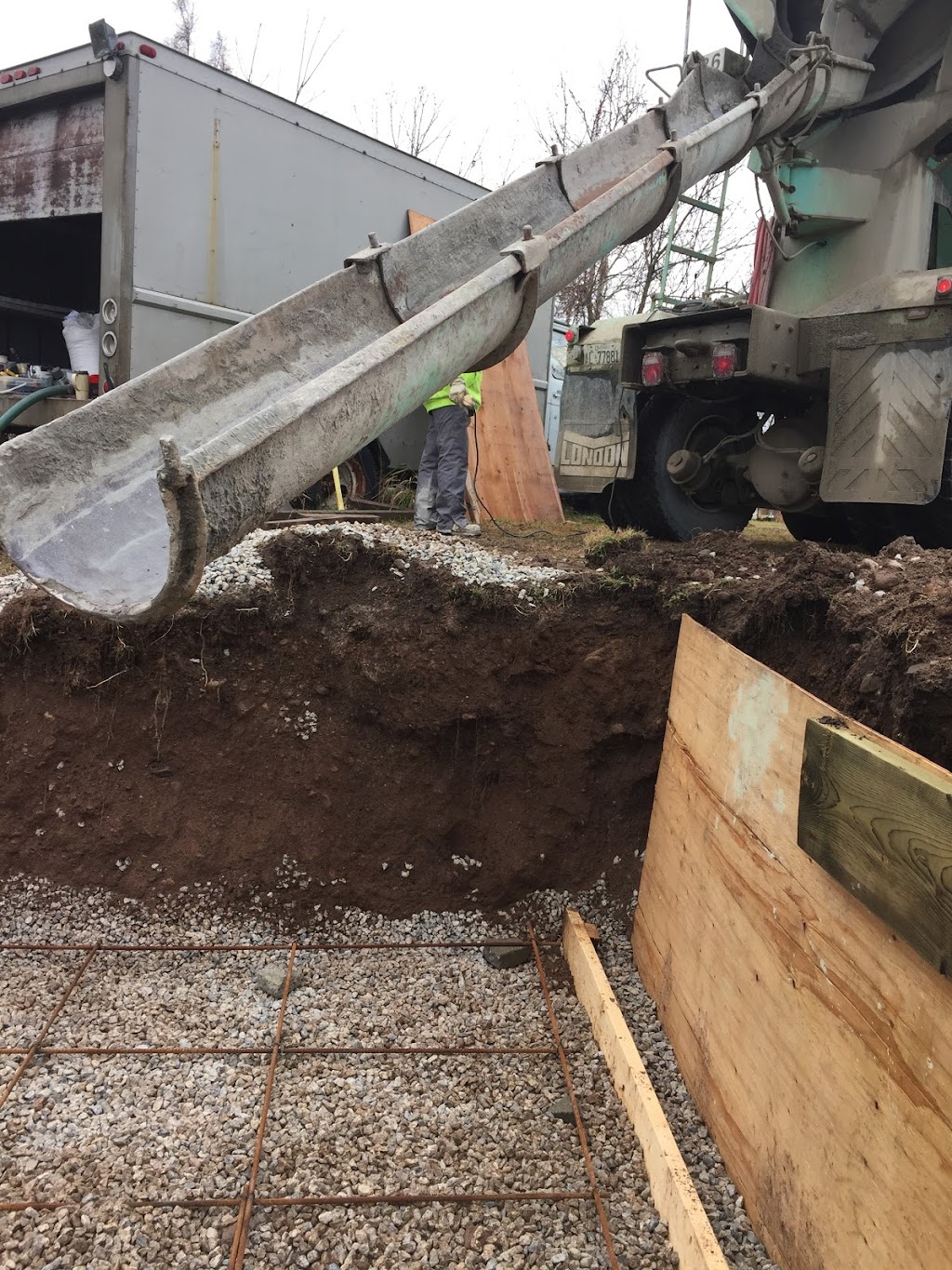 Robertson Construction | 235 Hwy 8, Dundas, ON L9H 5E1, Canada | Phone: (289) 778-1486