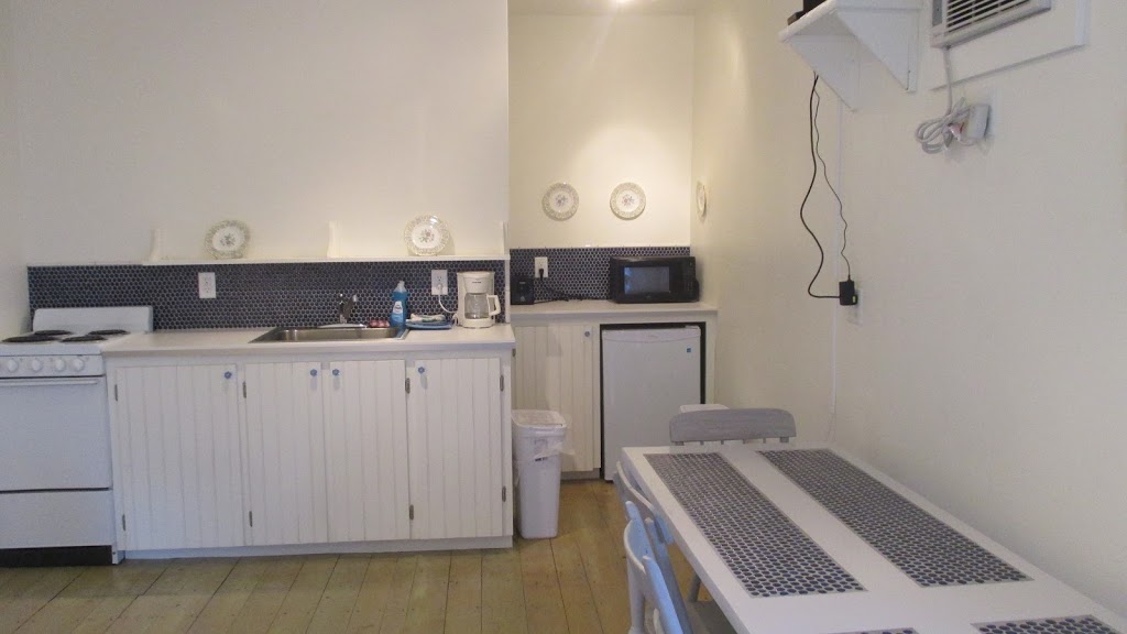 Vita Huset, Swedish-Inspired Extended Stay | 152 Prospect St, Newport, VT 05855, USA | Phone: (802) 334-3438
