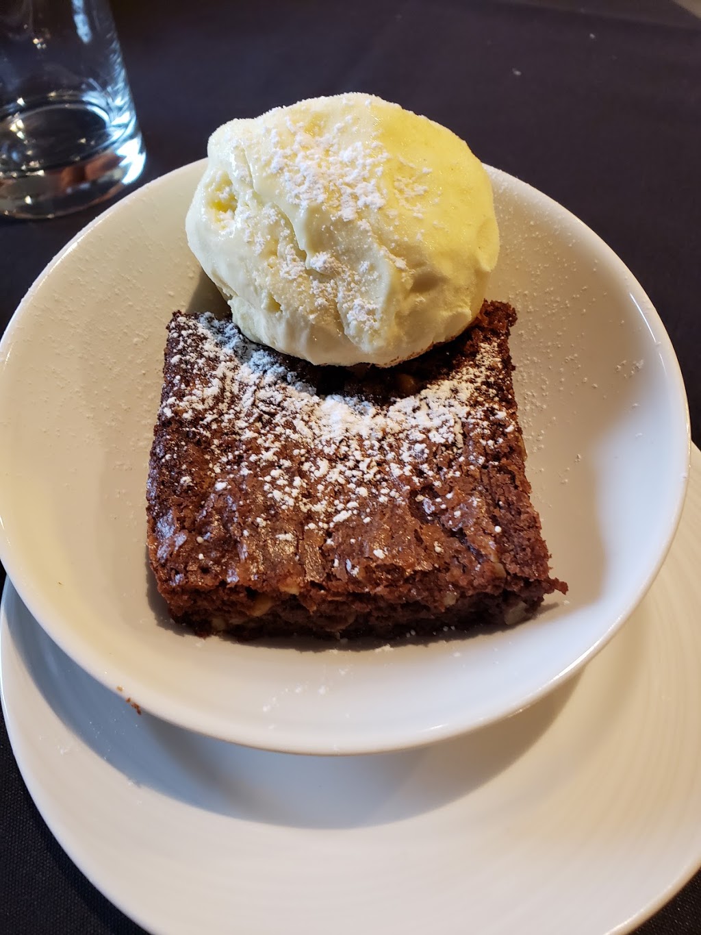 Eatery 101 | 2000 Talbot Rd, Windsor, ON N9A 6S4, Canada | Phone: (519) 972-2726