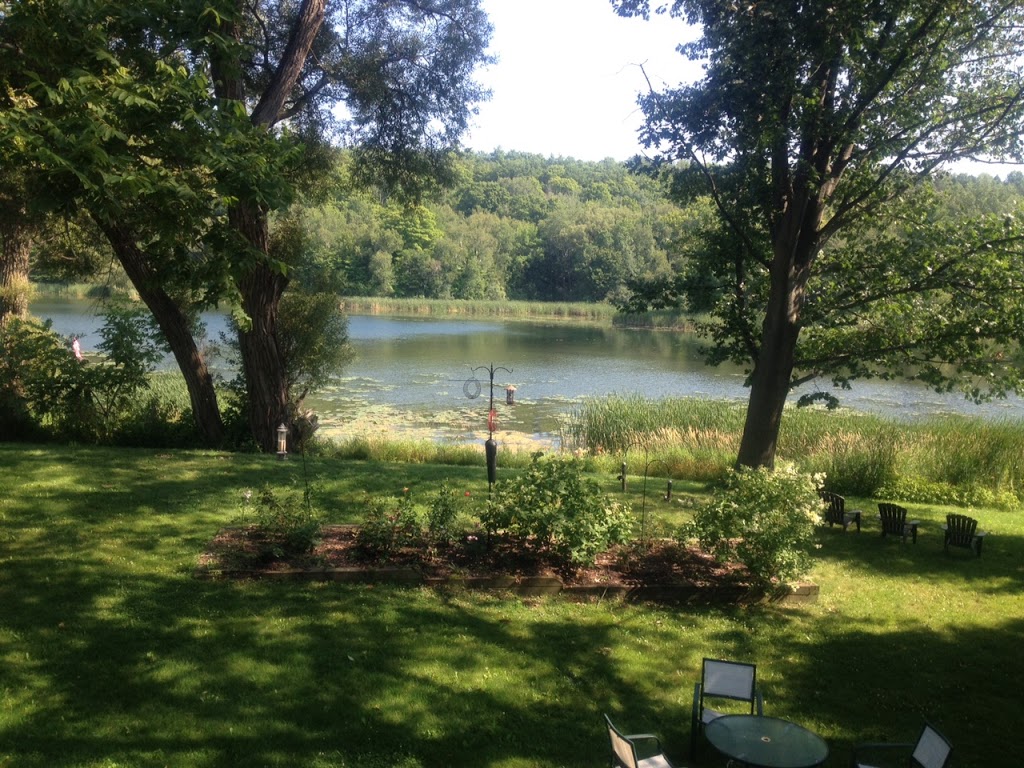 Black River Bed and Breakfast | 68 Morrison Point Rd, Milford, ON K0K 2P0, Canada | Phone: (613) 476-7346