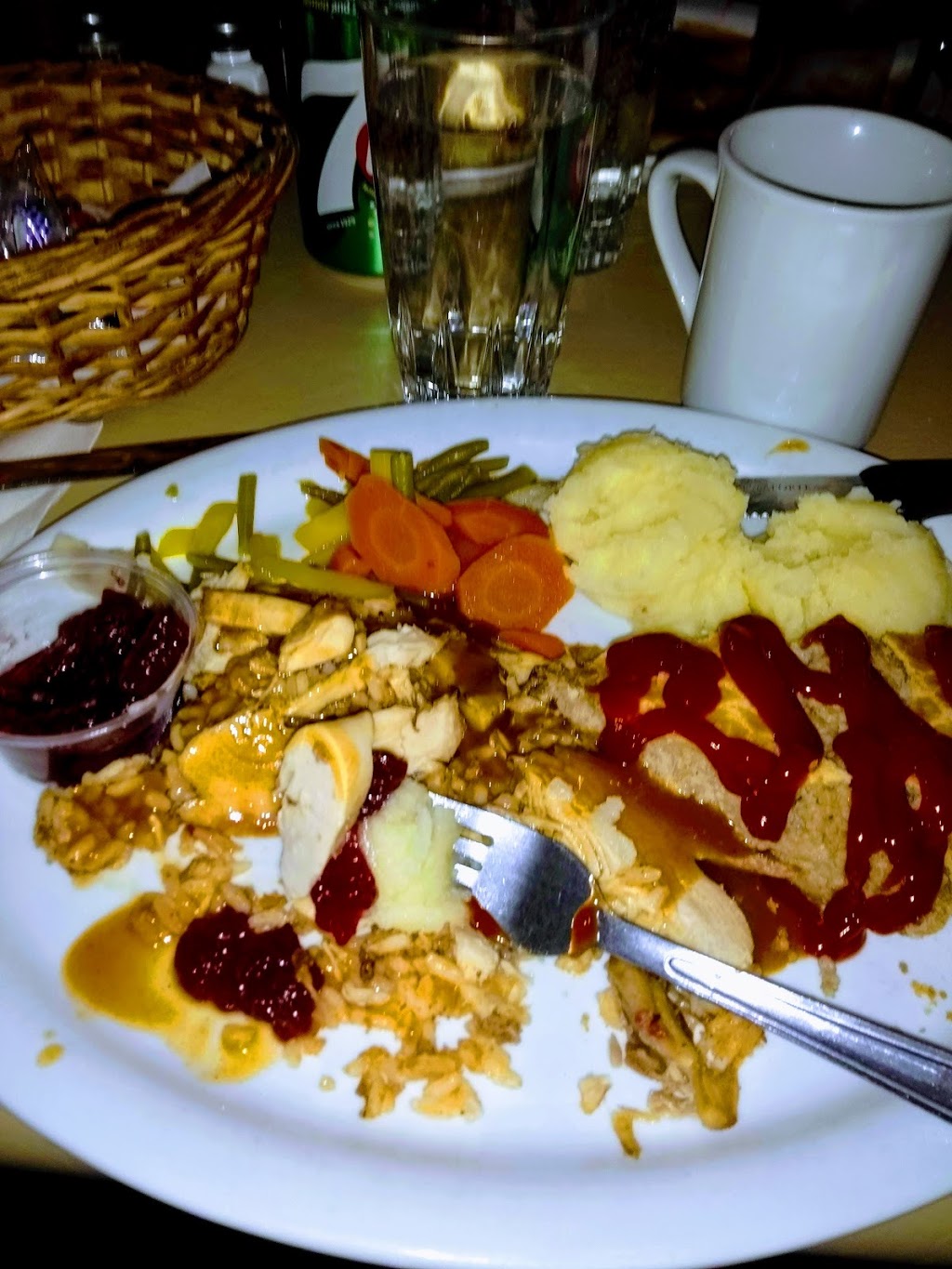 Resto dlestrie | 714 Rue du Sud, Cowansville, QC J2K 2Y1, Canada | Phone: (450) 955-3286