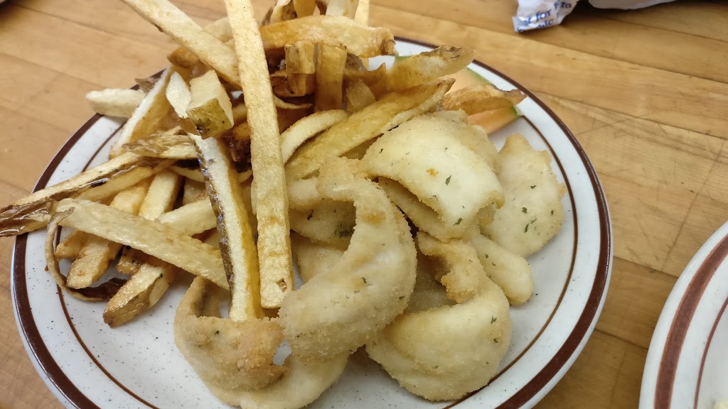 Nu Pier Restaurant | 13212 NY-3, Sackets Harbor, NY 13685, USA | Phone: (315) 646-3312