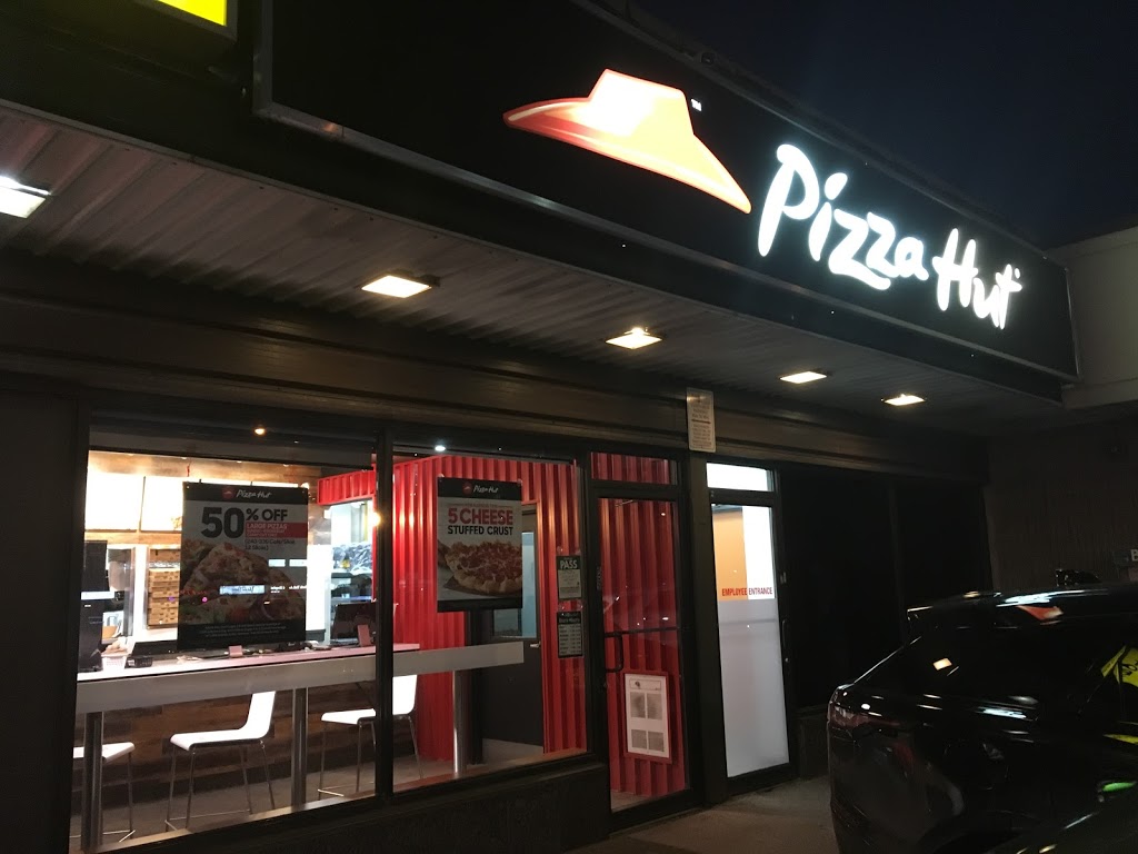 Pizza Hut | 6005 Yonge St, North York, ON M2M 3W2, Canada | Phone: (416) 218-0335
