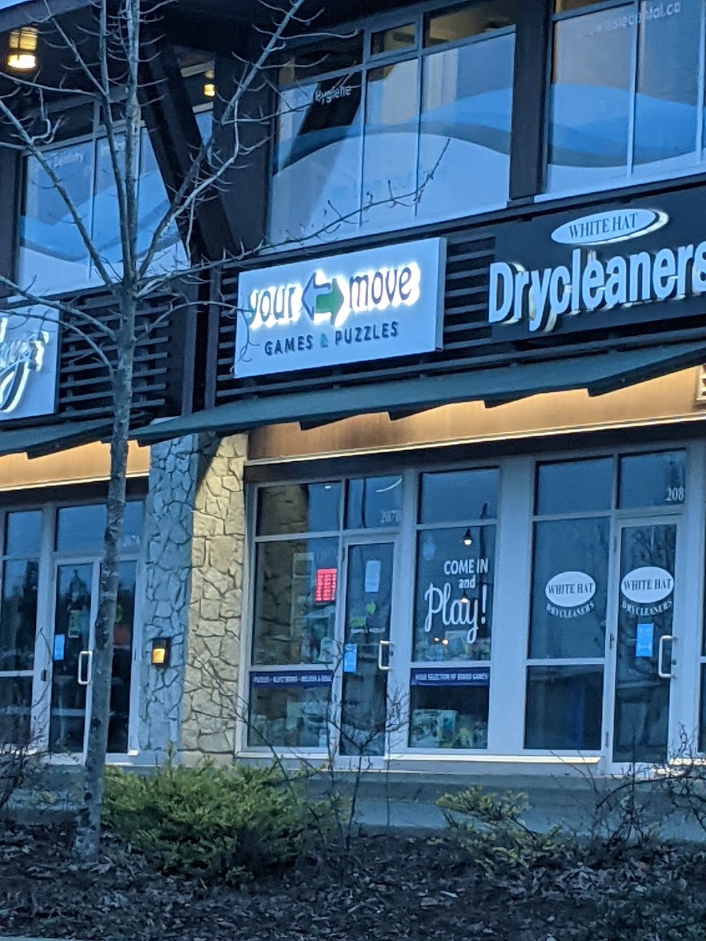 Your Move Games & Puzzles | 444 Lerwick Rd #207B, Courtenay, BC V9N 0A9, Canada | Phone: (250) 871-0700