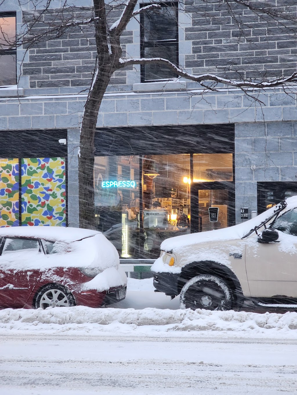 Campanelli | 4634 R. Notre Dame O, Montréal, QC H4C 1S4, Canada | Phone: (514) 933-7770