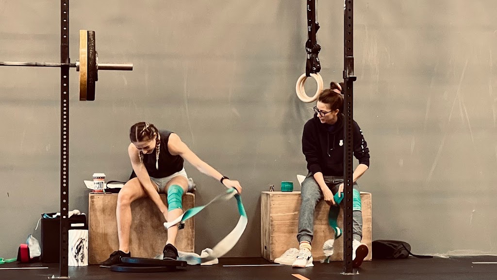 CrossFit New West | 409 Boyne St, New Westminster, BC V3M 5K3, Canada | Phone: (604) 828-2844