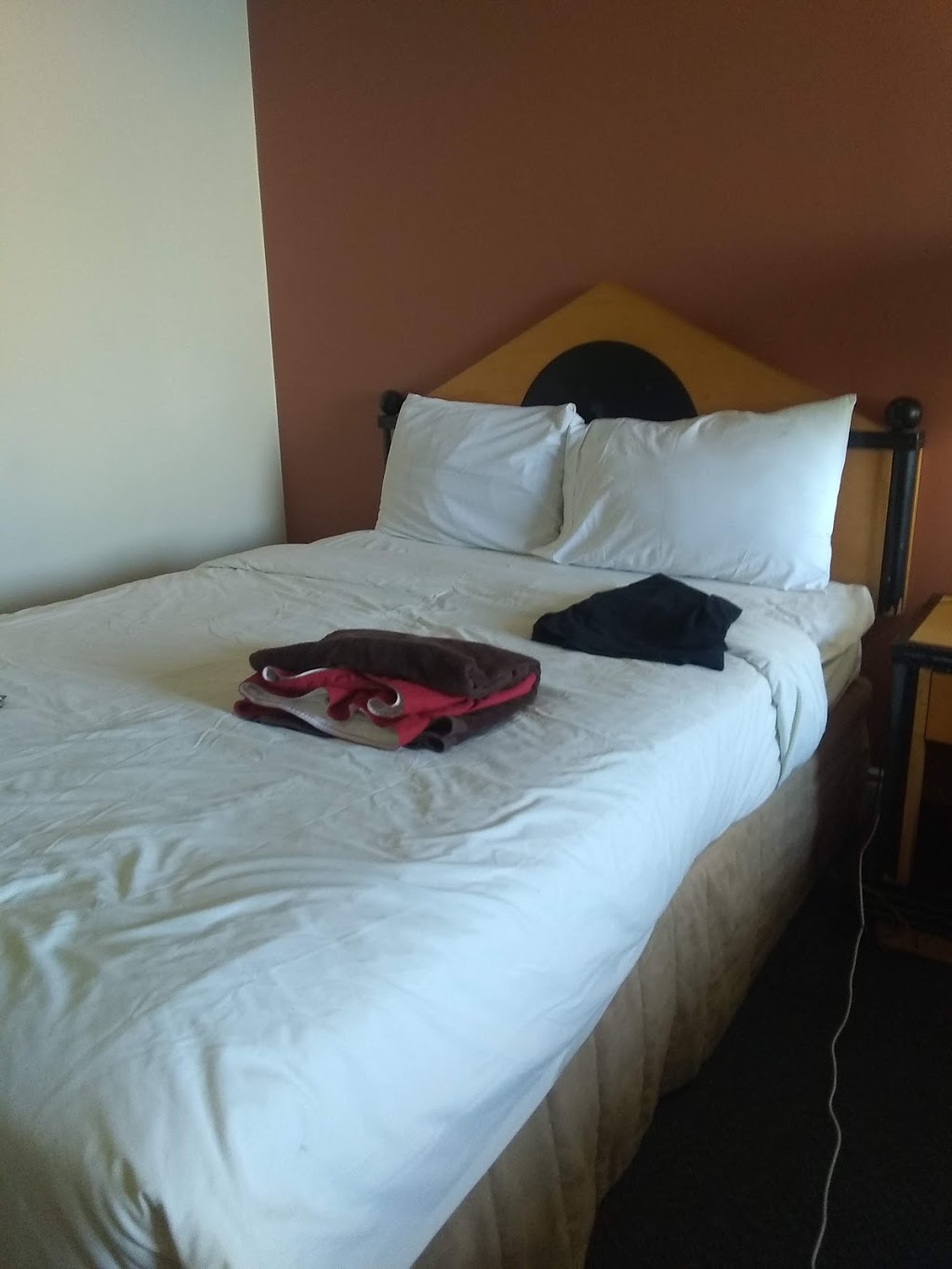 Atlanta Motel | 316 Broadway, Orangeville, ON L9W 1L3, Canada | Phone: (519) 941-8280