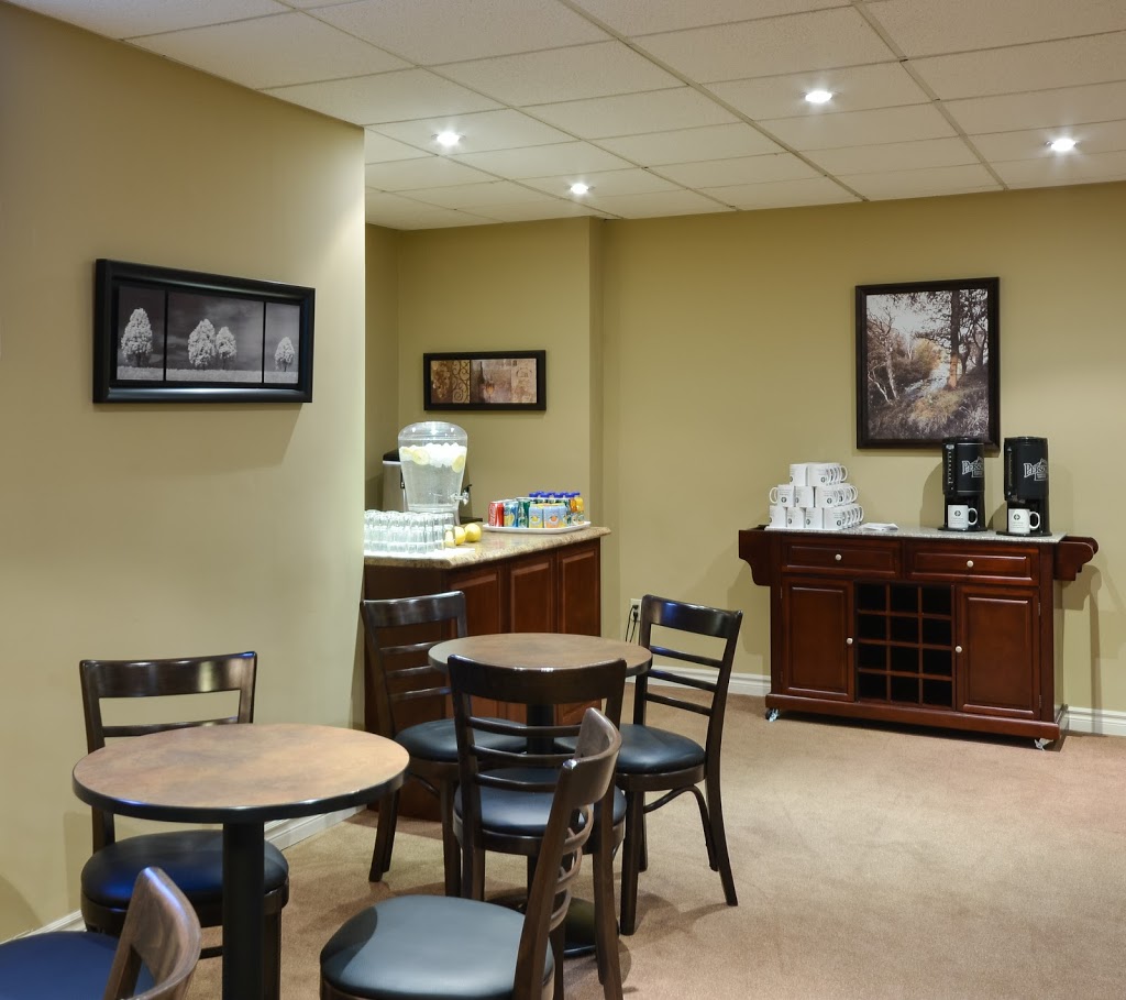 Oakview Funeral Home | 56 Lakeshore Rd W, Oakville, ON L6K 1C7, Canada | Phone: (905) 842-2252