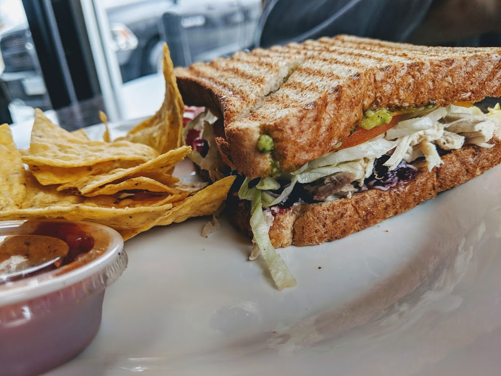 One Up Cafe | 2755 192 St #100, Surrey, BC V3Z 3X1, Canada | Phone: (604) 385-0555