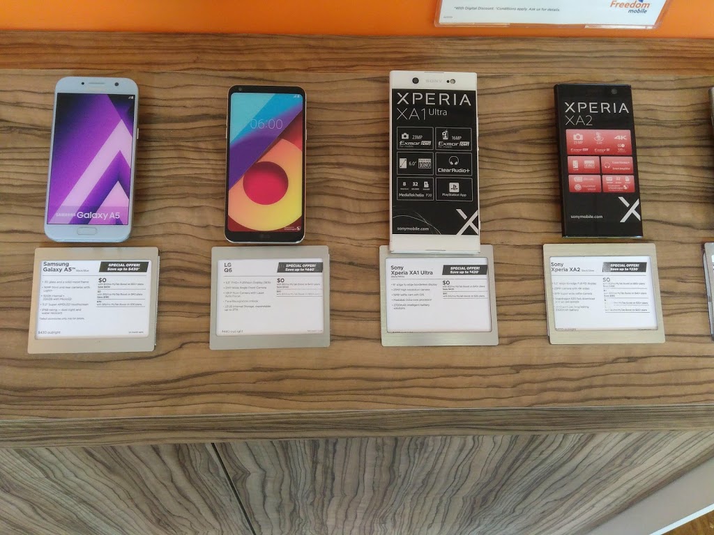 Freedom Mobile | Willow West Corner, 183 Silvercreek Pkwy N, Guelph, ON N1H 3T2, Canada | Phone: (226) 500-4711