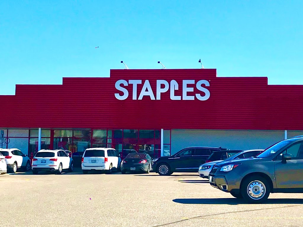 Staples | 14800 Yonge St Unit 180, Aurora, ON L4G 1N3, Canada | Phone: (905) 713-0367