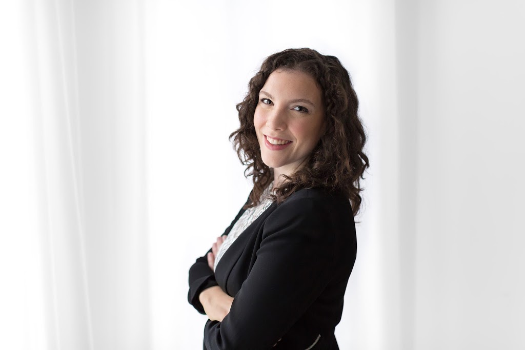 Mikaila Bolzonello Real Estate Agent | 450 West Street N, Orillia, ON L3V 5E8, Canada | Phone: (705) 715-5533