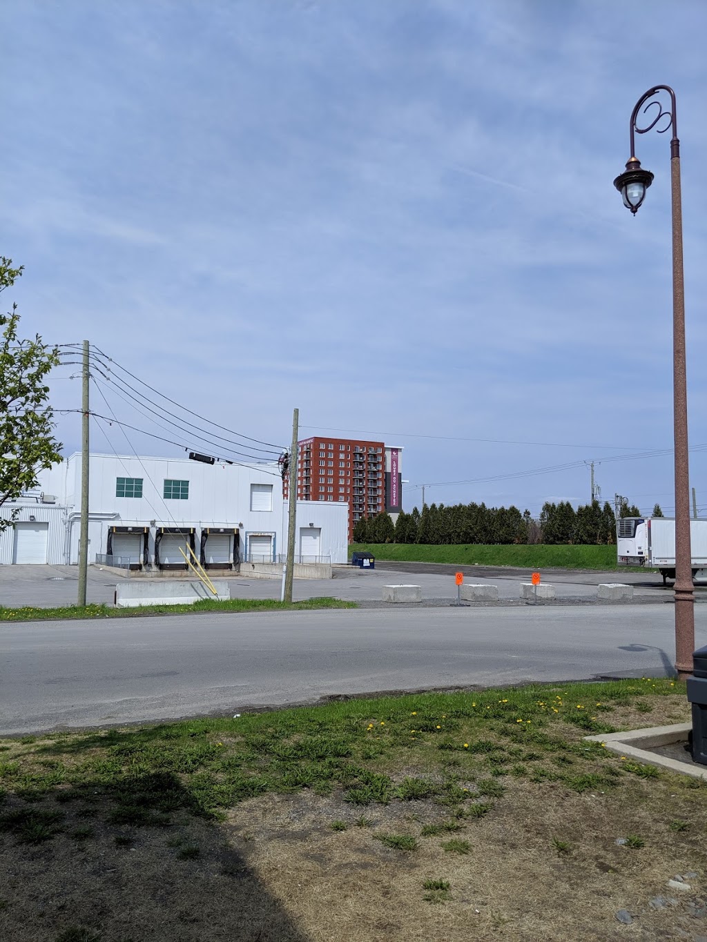 Chartwell Le Prescott résidence pour retraités | 1335 Rue Émile-Bouchard, Vaudreuil-Dorion, QC J7V 0Y2, Canada | Phone: (438) 338-9853