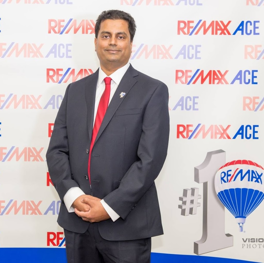 Suresh Paramalingam | 3-1286 Kennedy Rd, Scarborough, ON M1P 2L5, Canada | Phone: (416) 270-1111