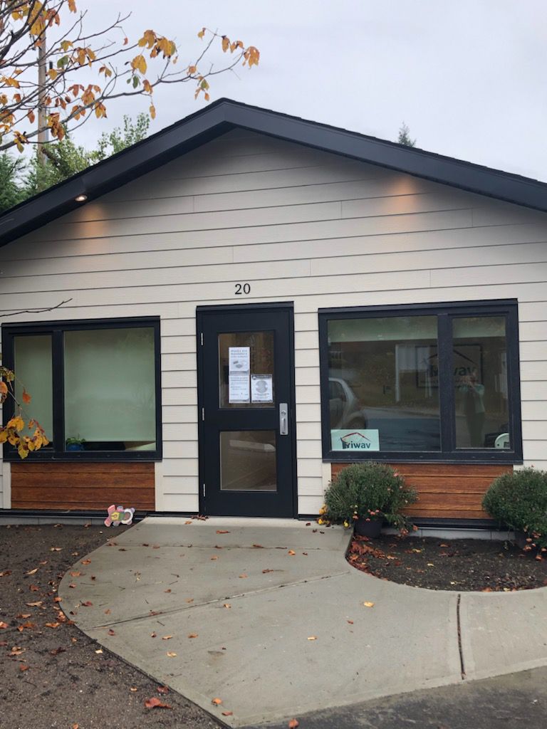 Islanders Working Against Violence | 132 Corbett Rd #20, Salt Spring Island, BC V8K 1Z8, Canada | Phone: (250) 537-1867