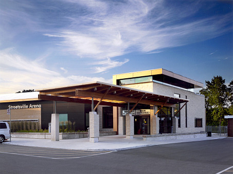 Vic Johnston Community Centre | 335 Church St, Mississauga, ON L5M 2C2, Canada | Phone: (905) 826-3011