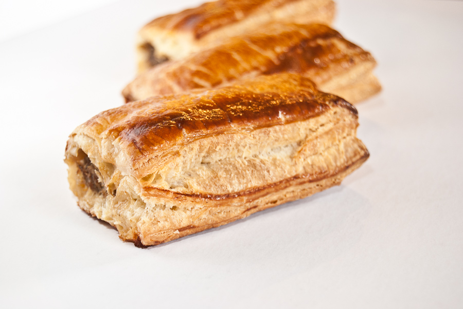 Snow Cap | 5698 Trapp Ave, Burnaby, BC V3N 5G4, Canada | Phone: (604) 515-3200