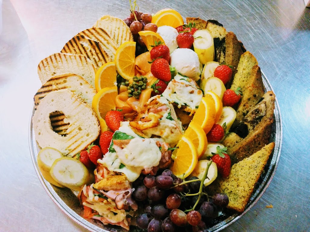 Le Tonique | 4710 Rue Saint-Ambroise #112, Montréal, QC H4C 2C7, Canada | Phone: (514) 989-9945