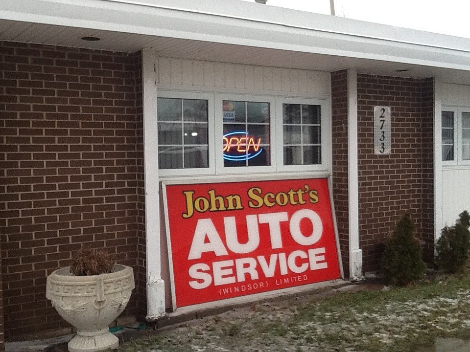 John Scotts Auto Service | 2733 Meighen Rd, Windsor, ON N8W 4C7, Canada | Phone: (519) 948-1540