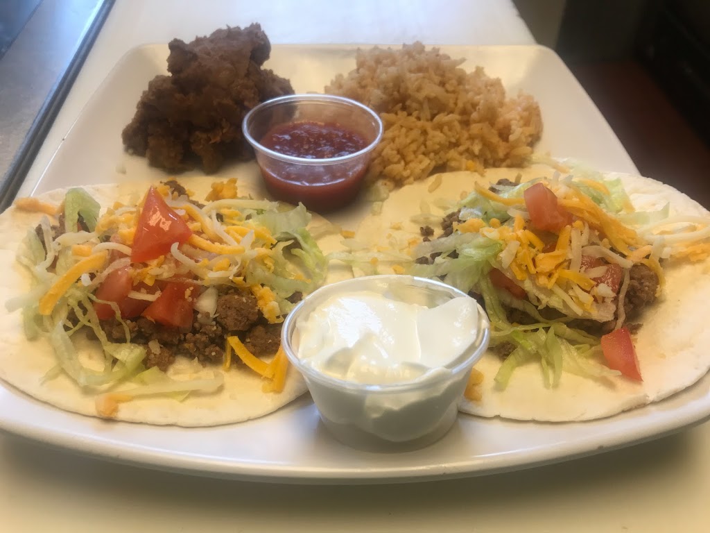 Lions Head Tavern | 7880 Wyandotte St E, Windsor, ON N8S 1S9, Canada | Phone: (519) 945-4773