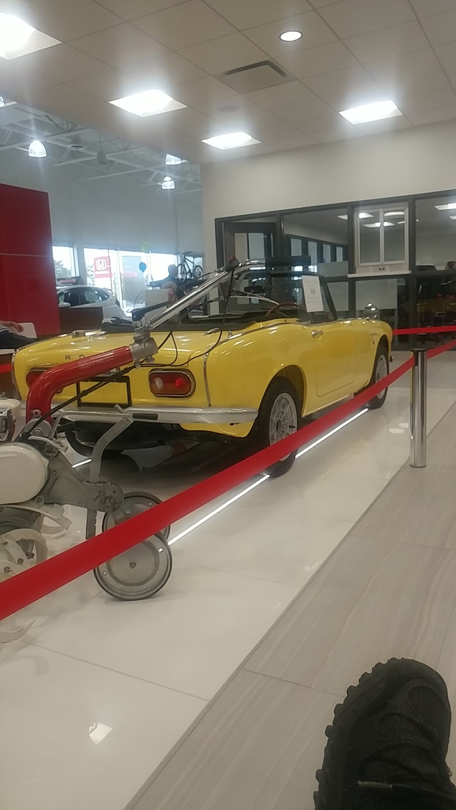 London Honda | 560 Wharncliffe Rd S, London, ON N6J 2N4, Canada | Phone: (519) 649-0889