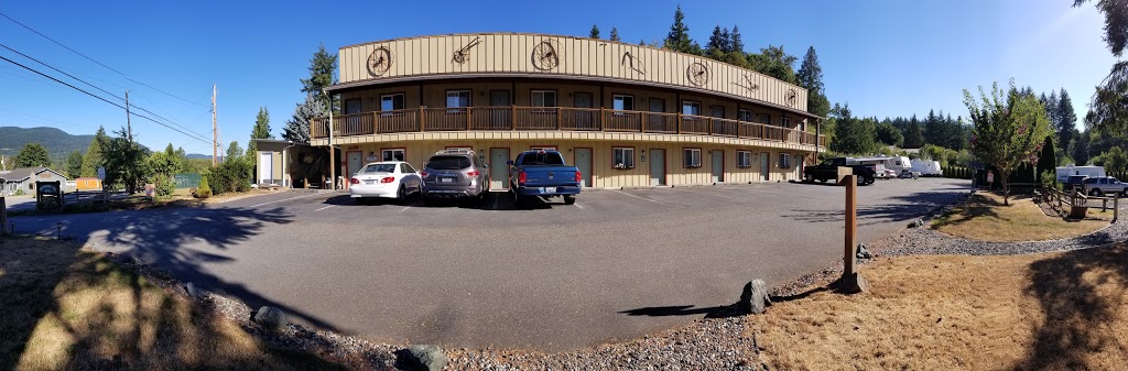 Whispering Firs Motel Inc | 1745 Old Hwy 99 N, Burlington, WA 98233, USA | Phone: (360) 724-3477