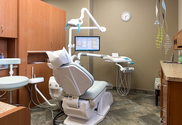 Eltek Dental | 10737 Yonge St #19a, Richmond Hill, ON L4C 9M9, Canada | Phone: (905) 770-5100